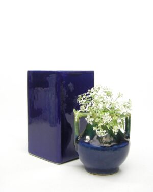 261 - vaas H2 vierkant blauw