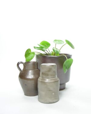 682 - vintage bloempot metallic bruin