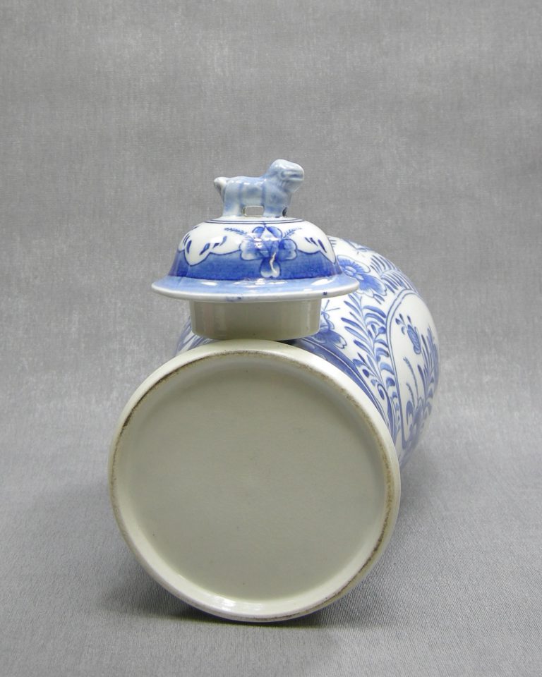 1231 – Pot met deksel Delfts motief wit – blauw