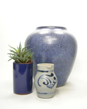 1799 – 1802 – 1802 – vintage vaas op stokjes gebakken, mini pitcher Keuls aardewerk en bloempotje cilinder