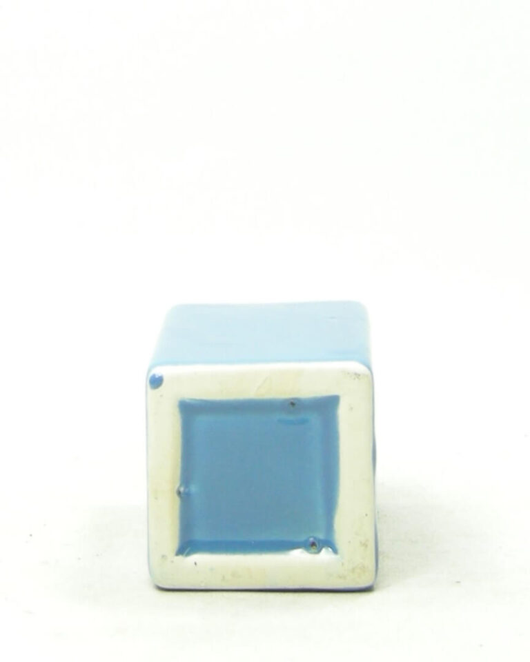 2005 – vintage vaasje vierkant blauw