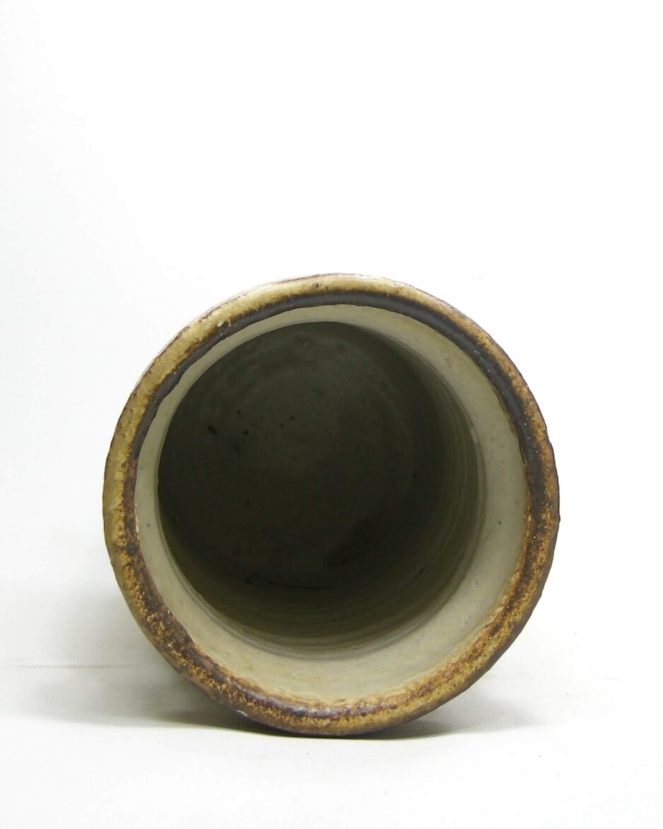 2147 - vintage vaas handgemaakt zwaar aardewerk