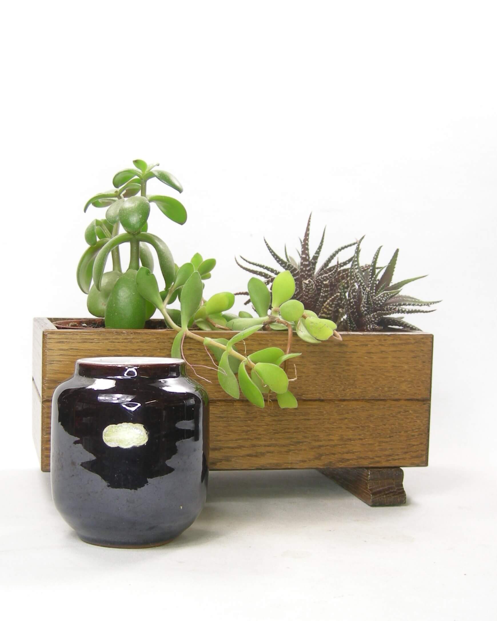 2526-2528- vintage plantenbakje hout en vaasje Delfos