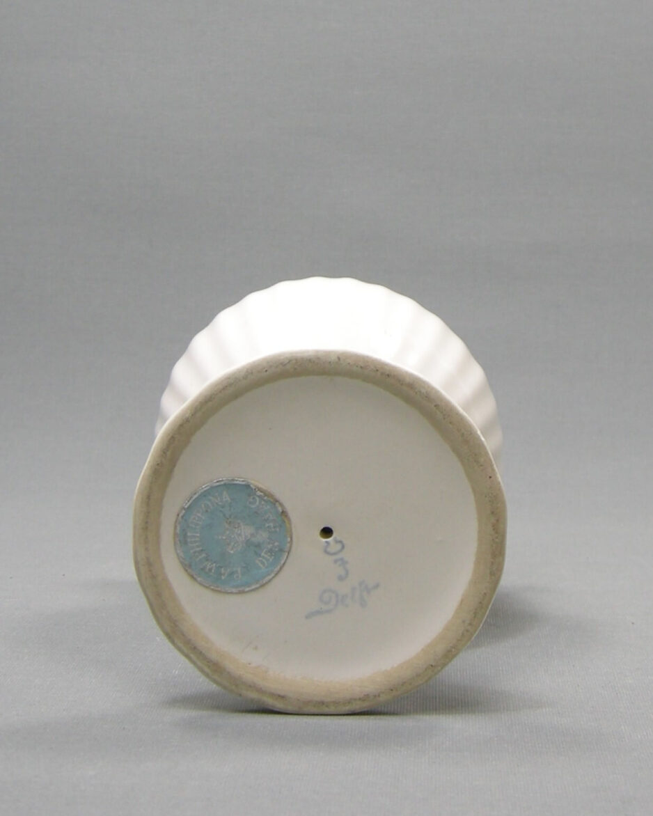 2580 - vintage vaasje Porceleyne Fles Delft