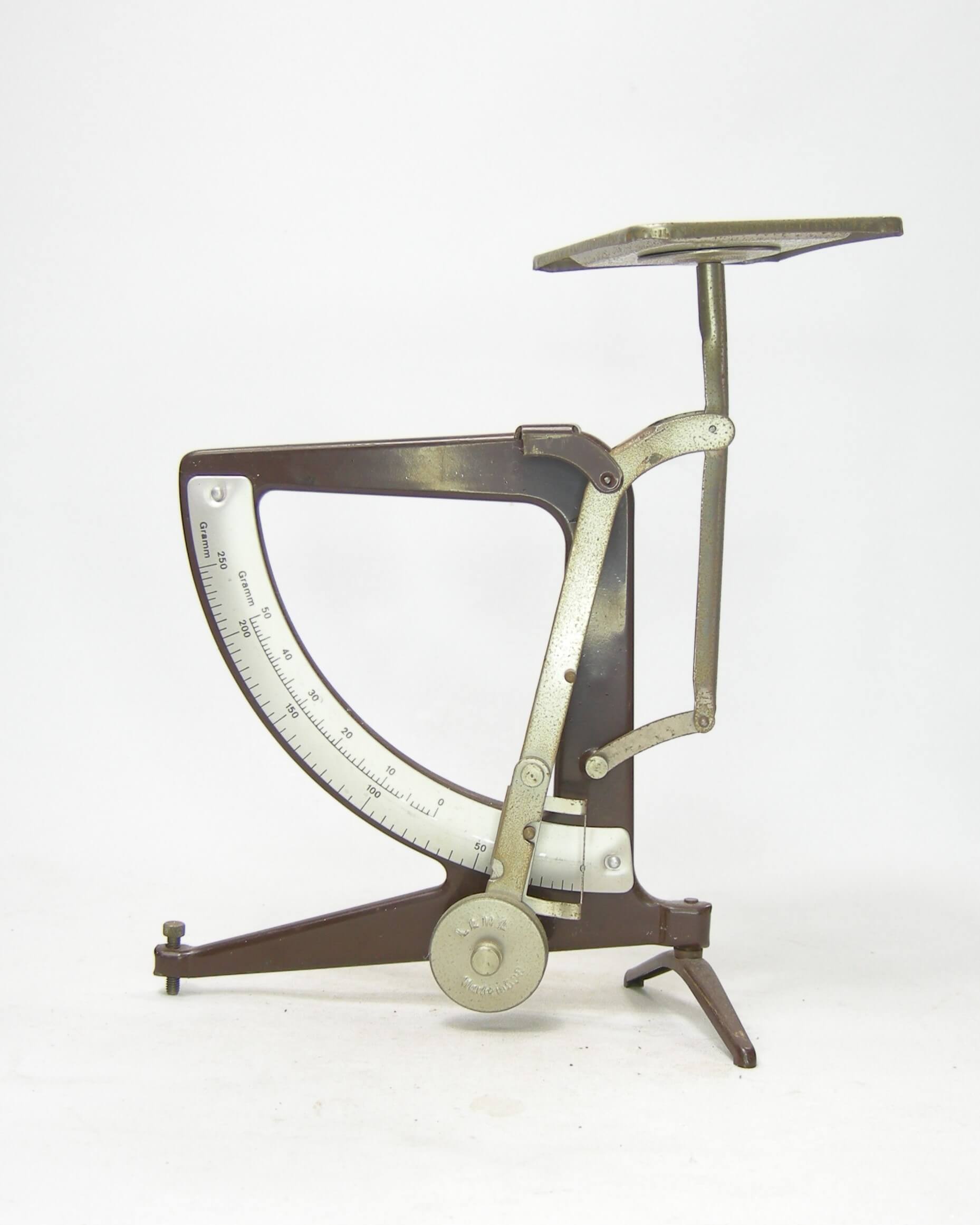 2602 - vintage brievenweegschaal