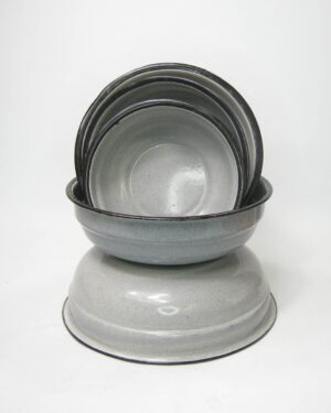 2608 - vintage geëmailleerde nestschalen grijs-zwart