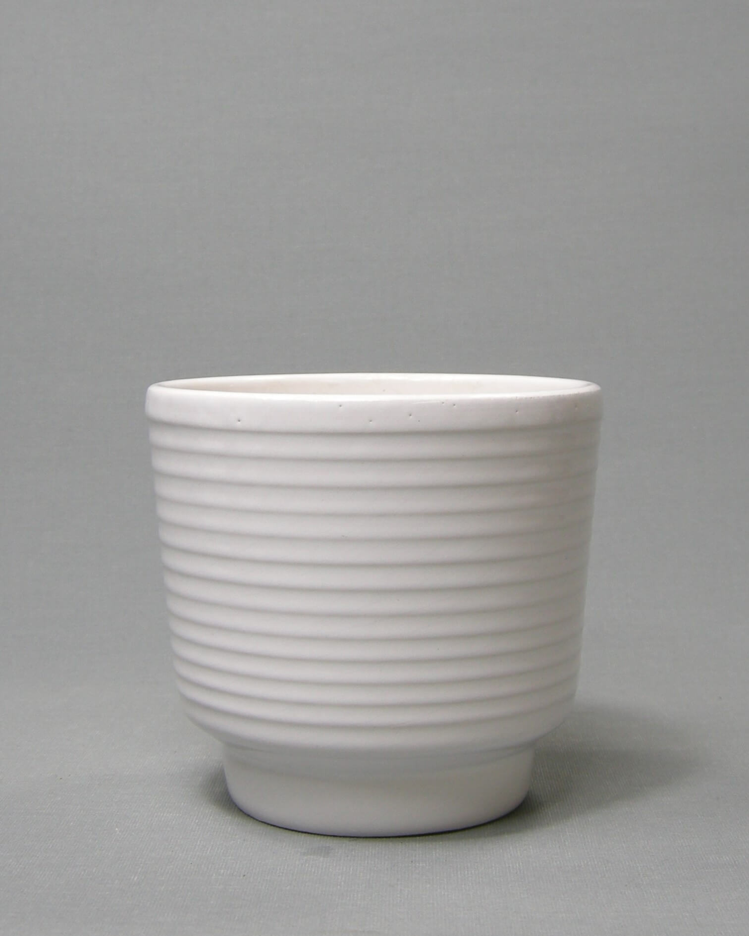 2612 - vintage bloempotje op stokjes gebakken