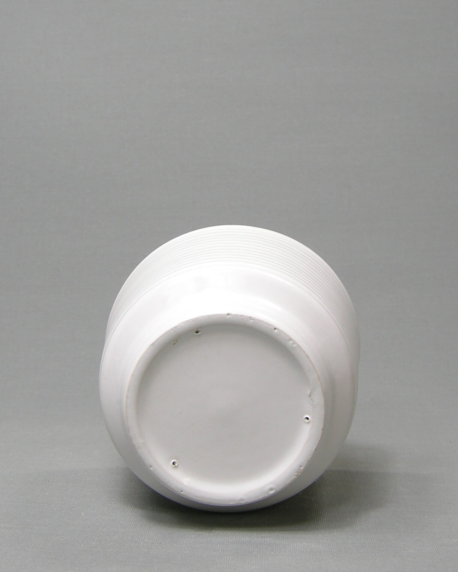 2612 - vintage bloempotje op stokjes gebakken