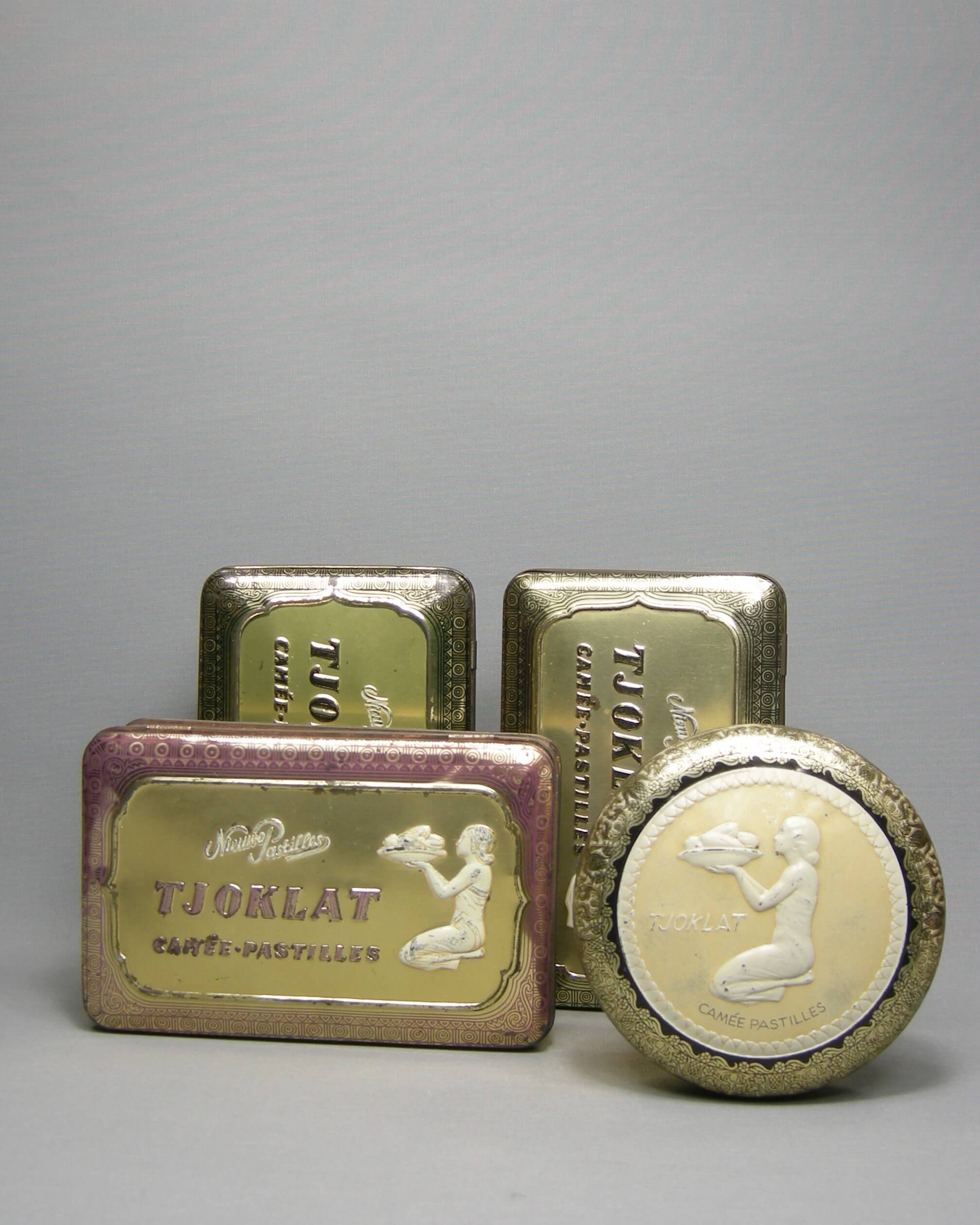 2745-2746-2747-2748 - blikken Tjoklat fabriek