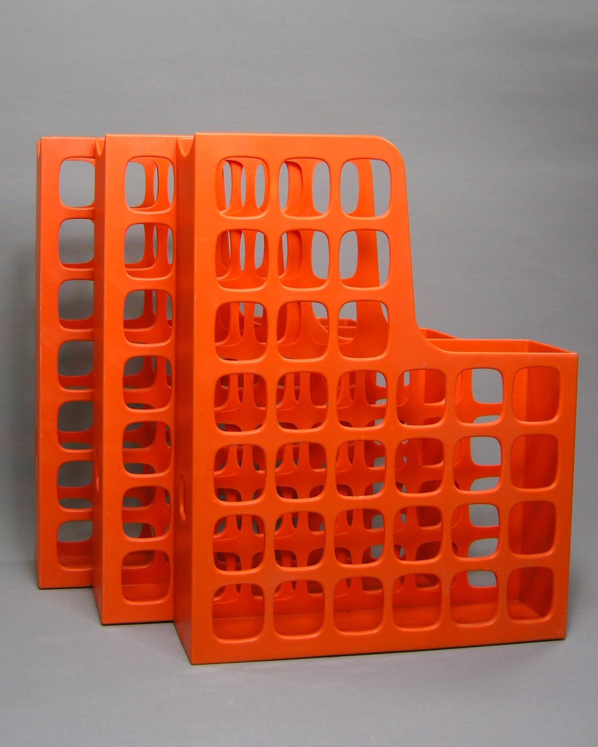 2765 - Esselte boxer bureau-organizer tijdschriftenhouder